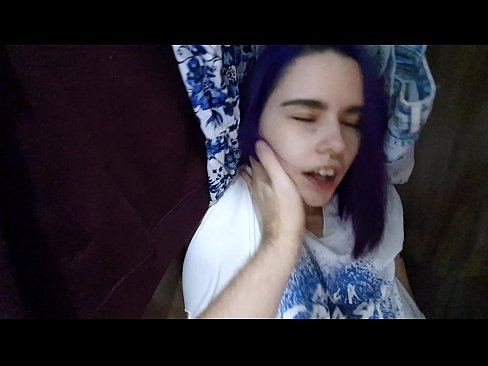 ❤️ Fannt meng Schwëster am Kleederschaf an huet hatt gehollef ️ Hausgemachte Porno op lb.credit-assorti.ru ️❤